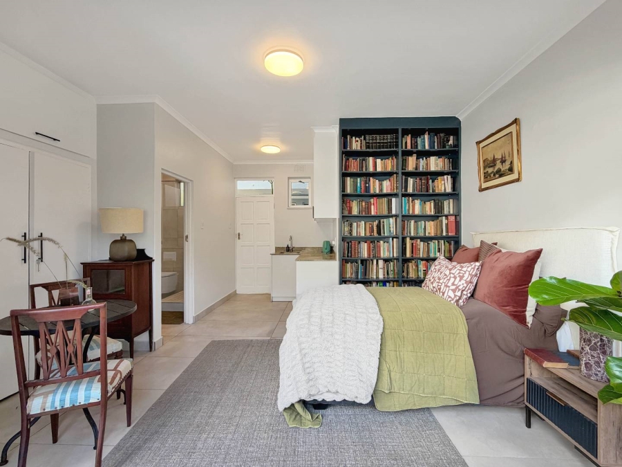 1 Bedroom Property for Sale in Three Anchor Bay Western Cape